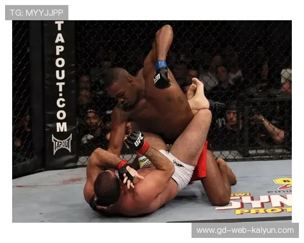 UFC326头号狠人冠军战确定：霍洛威对阵奥利维拉二番战